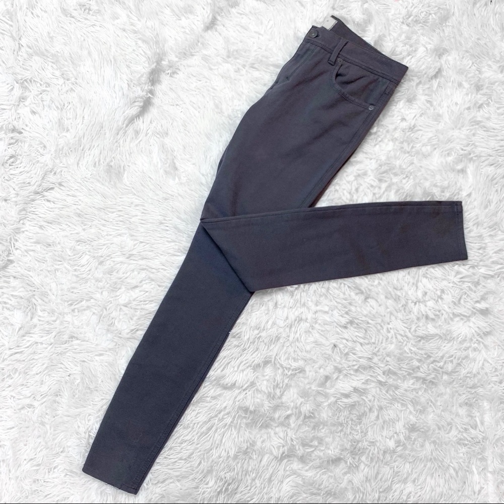 Abercrombie & Fitch Gray Jeggings / Skinny Pants